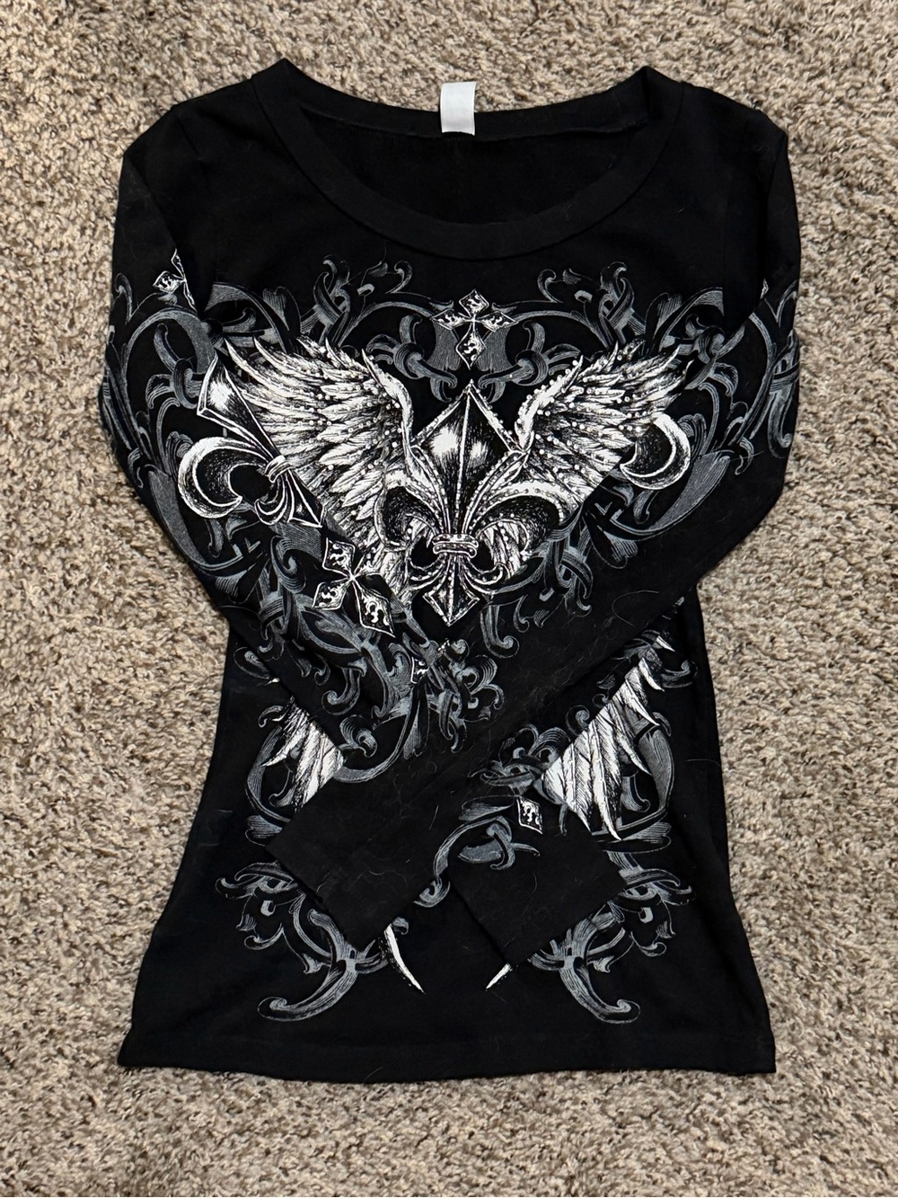 Grunge Long Sleeve Graphic Top
